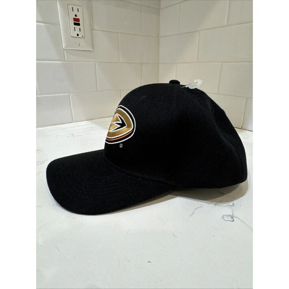 Anaheim Ducks Hat SnapBack Cap Unbranded Men's Black NHL Hockey